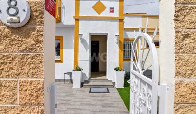 Resale - Townhouse - Torrevieja - Costa Blanca