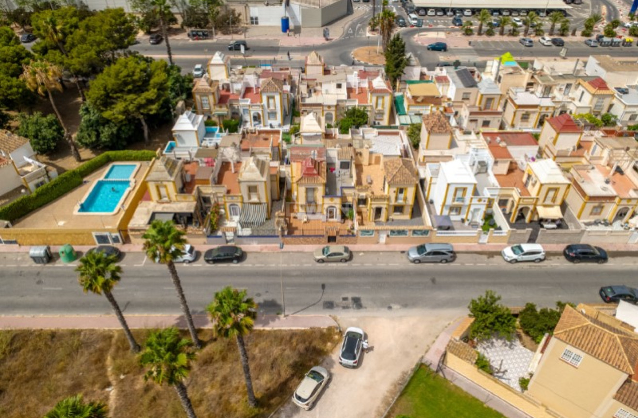 Resale - Townhouse - Torrevieja - Costa Blanca