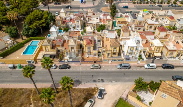 Resale - Townhouse - Torrevieja - Costa Blanca