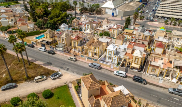 Resale - Townhouse - Torrevieja - Costa Blanca