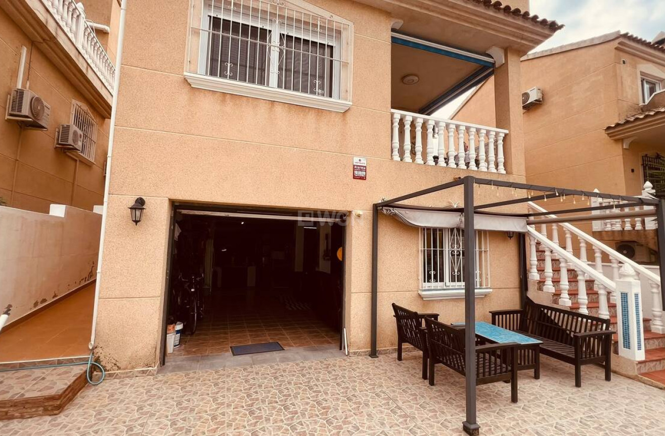 Odsprzedaż - Villa - Villamartin - Costa Blanca