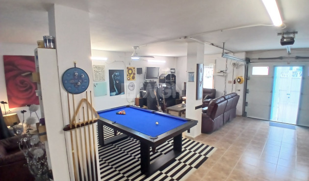 Odsprzedaż - Villa - Villamartin - Costa Blanca