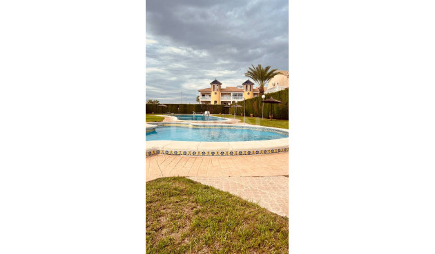 Odsprzedaż - Villa - Villamartin - Costa Blanca