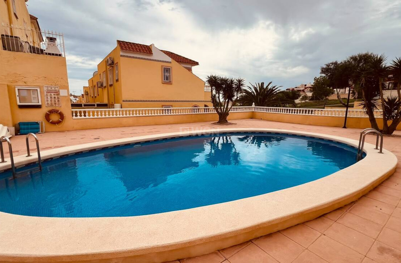 Wiederverkauf - Wohnung - Villamartin - Costa Blanca