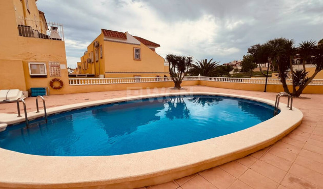 Wiederverkauf - Wohnung - Villamartin - Costa Blanca