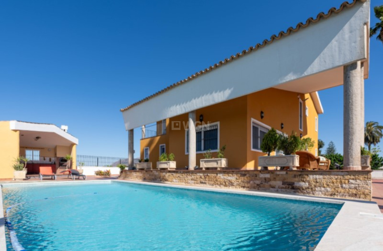 Odsprzedaż - Villa - Orihuela - Inland