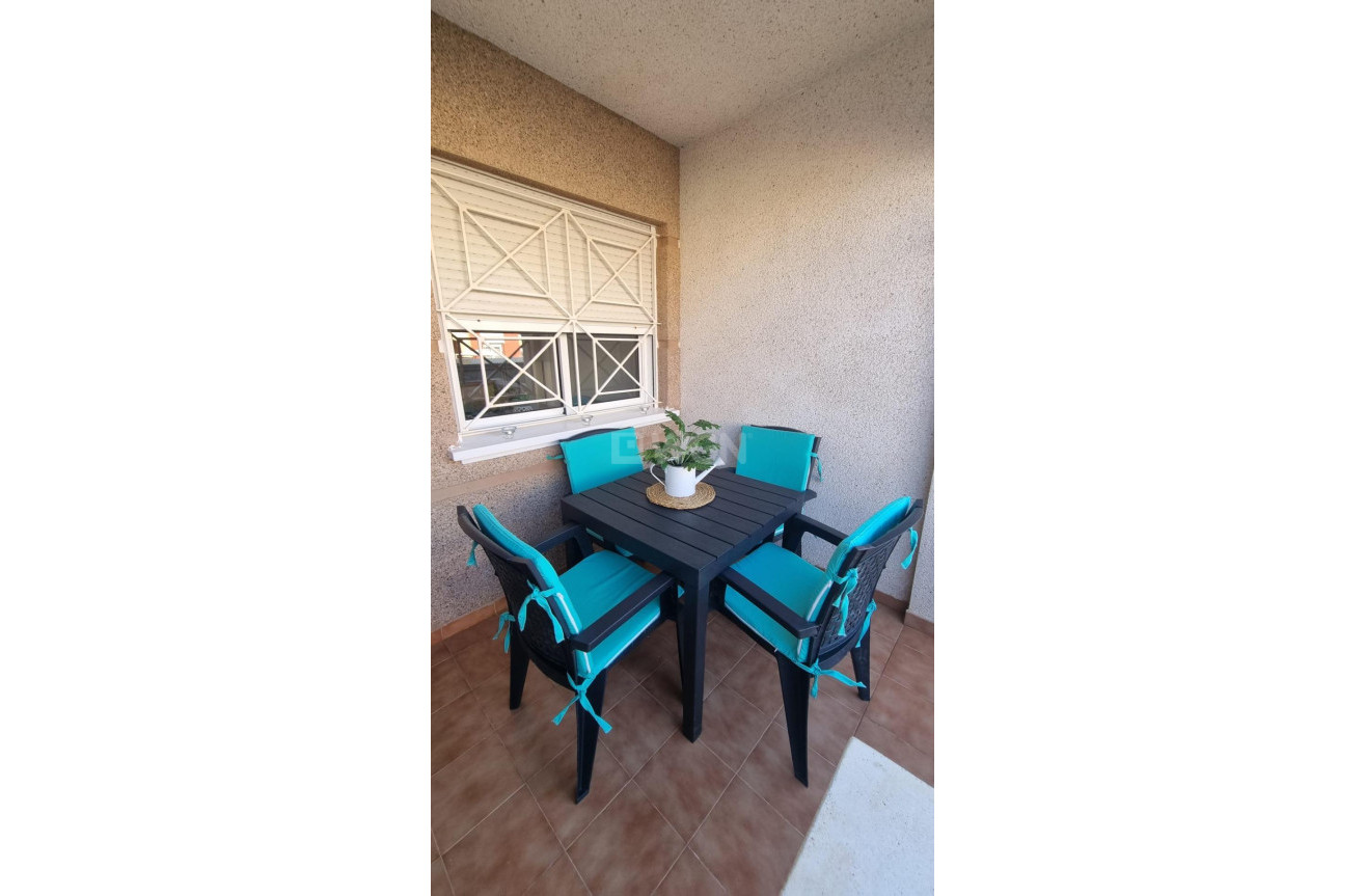 Odsprzedaż - Bungalow - Torrevieja - Torreblanca