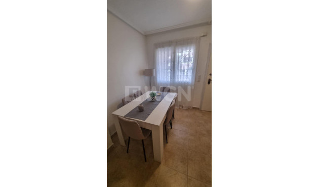 Odsprzedaż - Bungalow - Torrevieja - Torreblanca