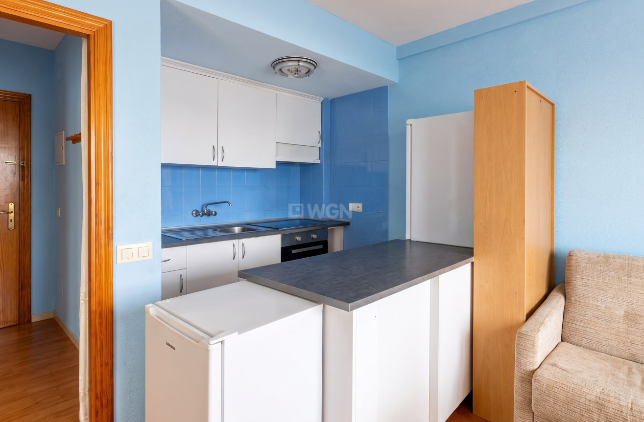 Resale - Apartment / flat - Torrevieja - Costa Blanca