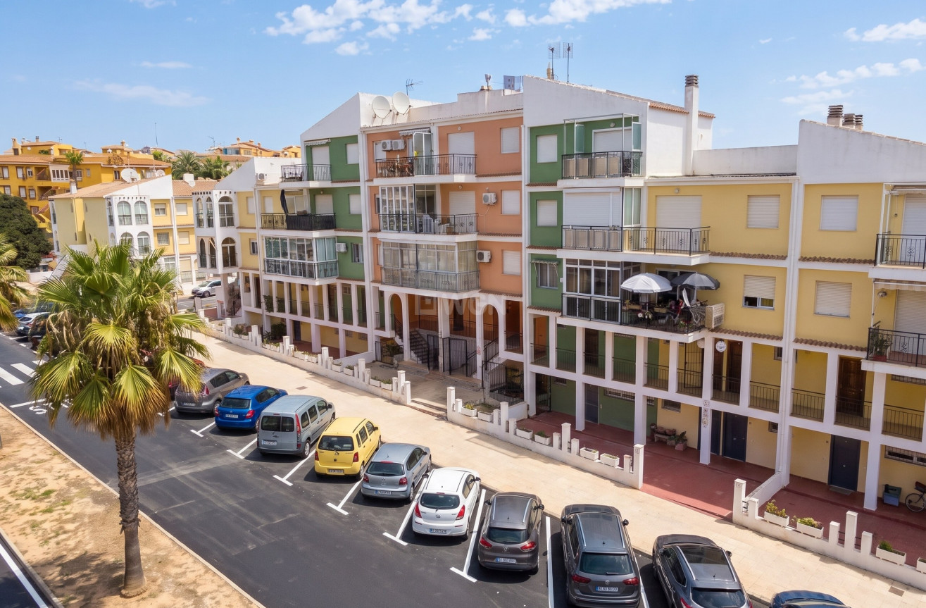 Resale - Apartment / flat - Torrevieja - Costa Blanca