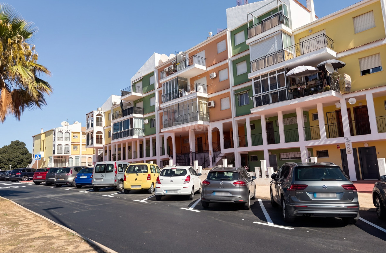 Resale - Apartment / flat - Torrevieja - Costa Blanca