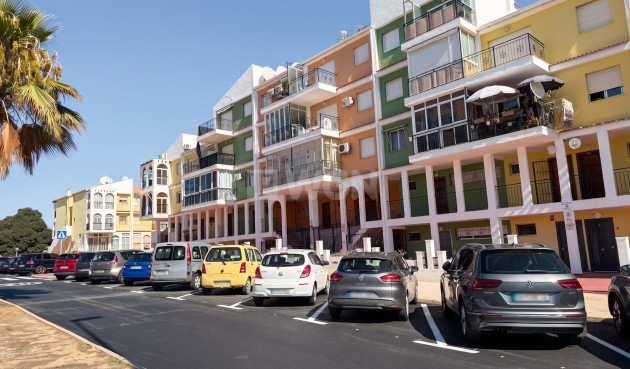 Resale - Apartment / flat - Torrevieja - Costa Blanca