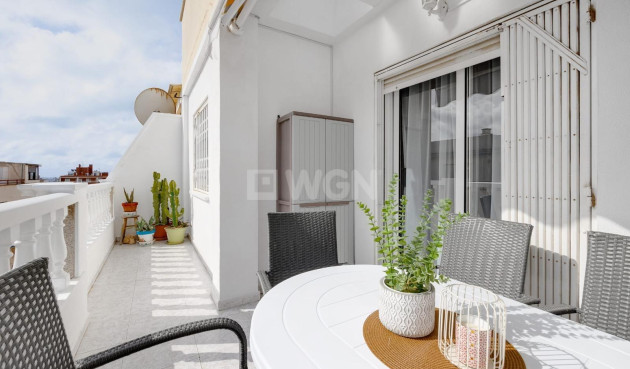 Resale - Apartment / flat - Torrevieja - Estacion De Autobuses