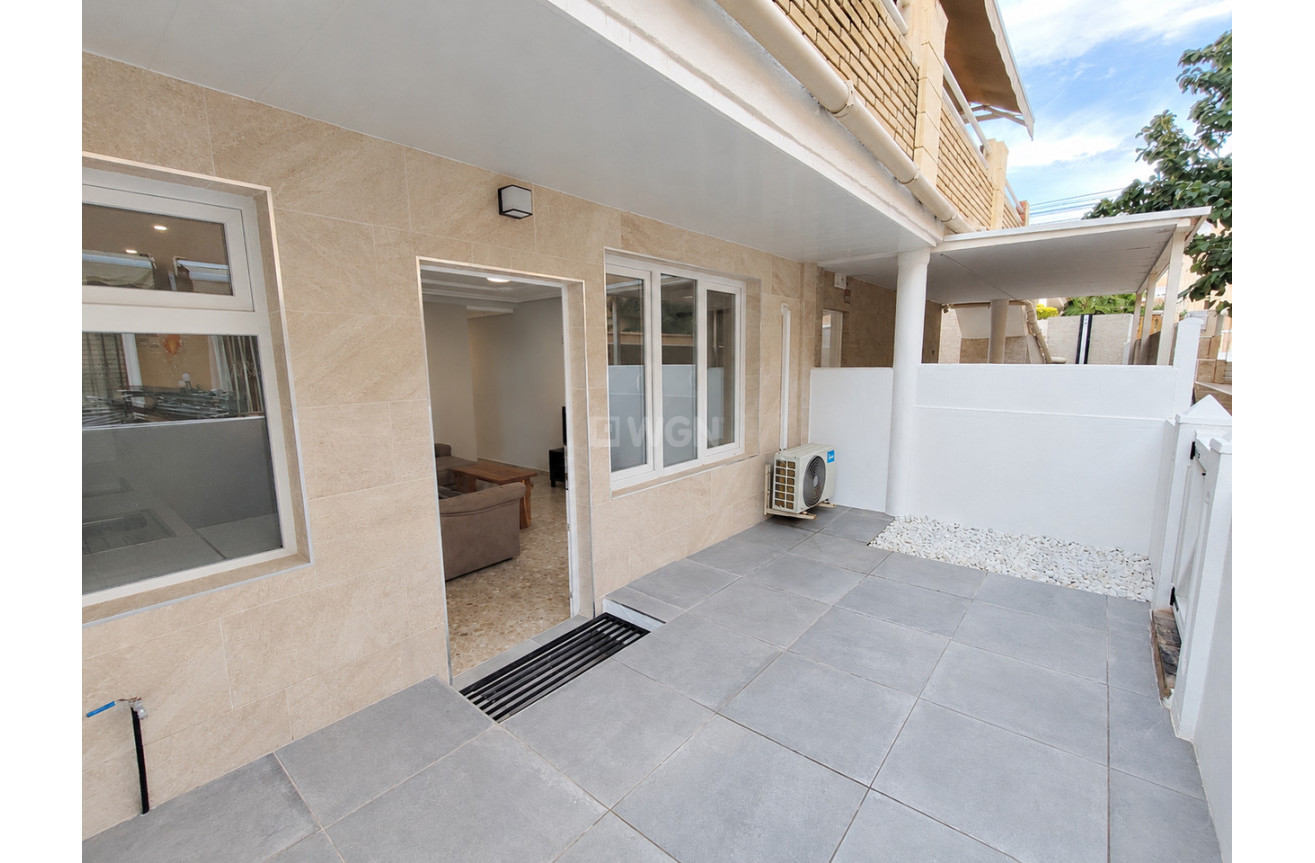 Reventa - Apartamento / piso - La Mata - Costa Blanca