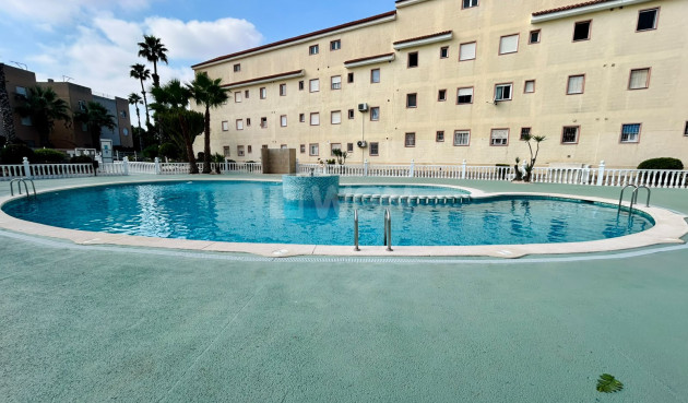 Resale - Townhouse - Torrevieja - Costa Blanca