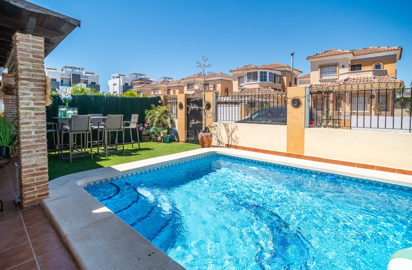 Resale - Villa - Guardamar del Segura - Costa Blanca
