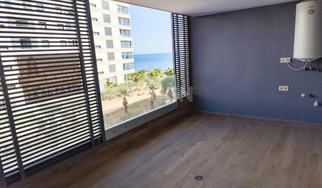 Wiederverkauf - Wohnung - Orihuela Costa - Punta Prima