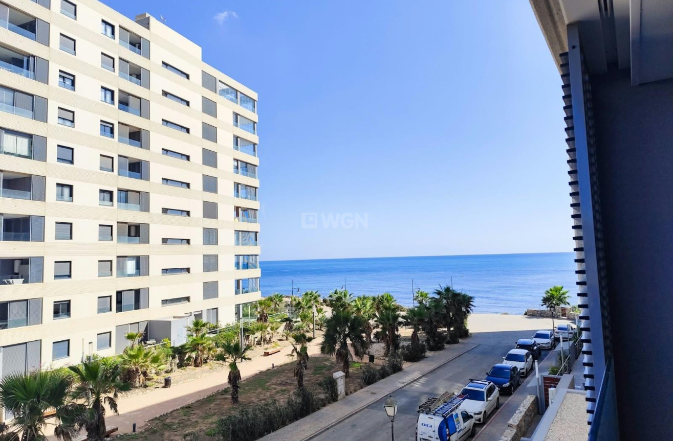 Wiederverkauf - Wohnung - Orihuela Costa - Punta Prima