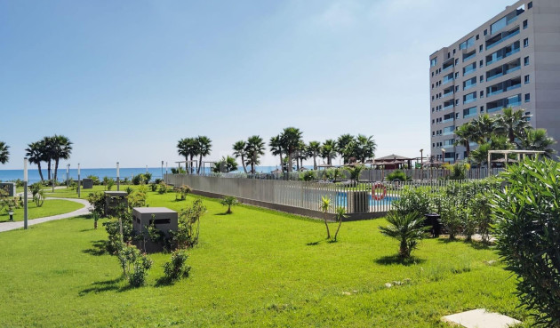 Wiederverkauf - Wohnung - Orihuela Costa - Punta Prima