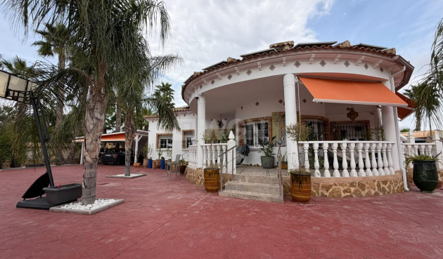 Odsprzedaż - Villa - Catral - Comunidad Valenciana