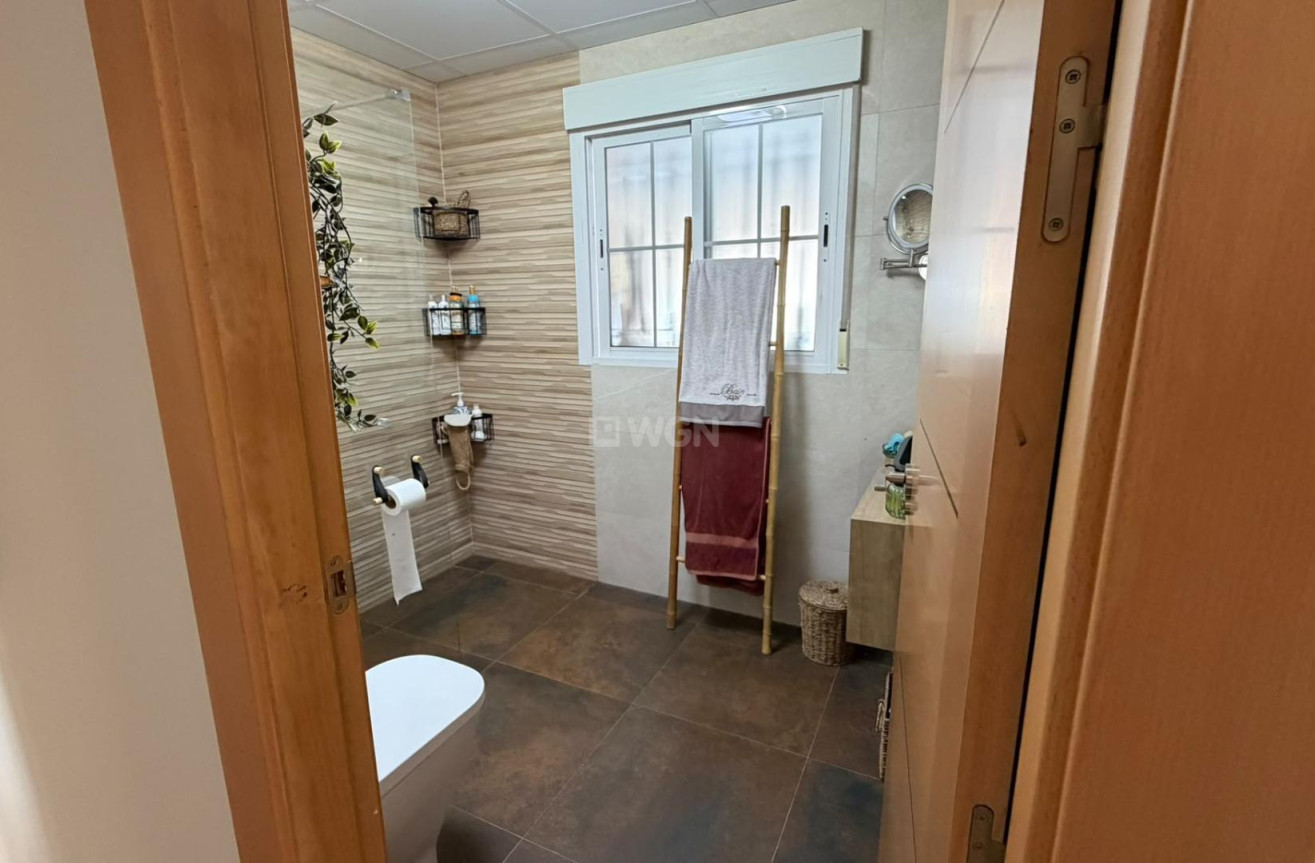 Odsprzedaż - Villa - Catral - Comunidad Valenciana