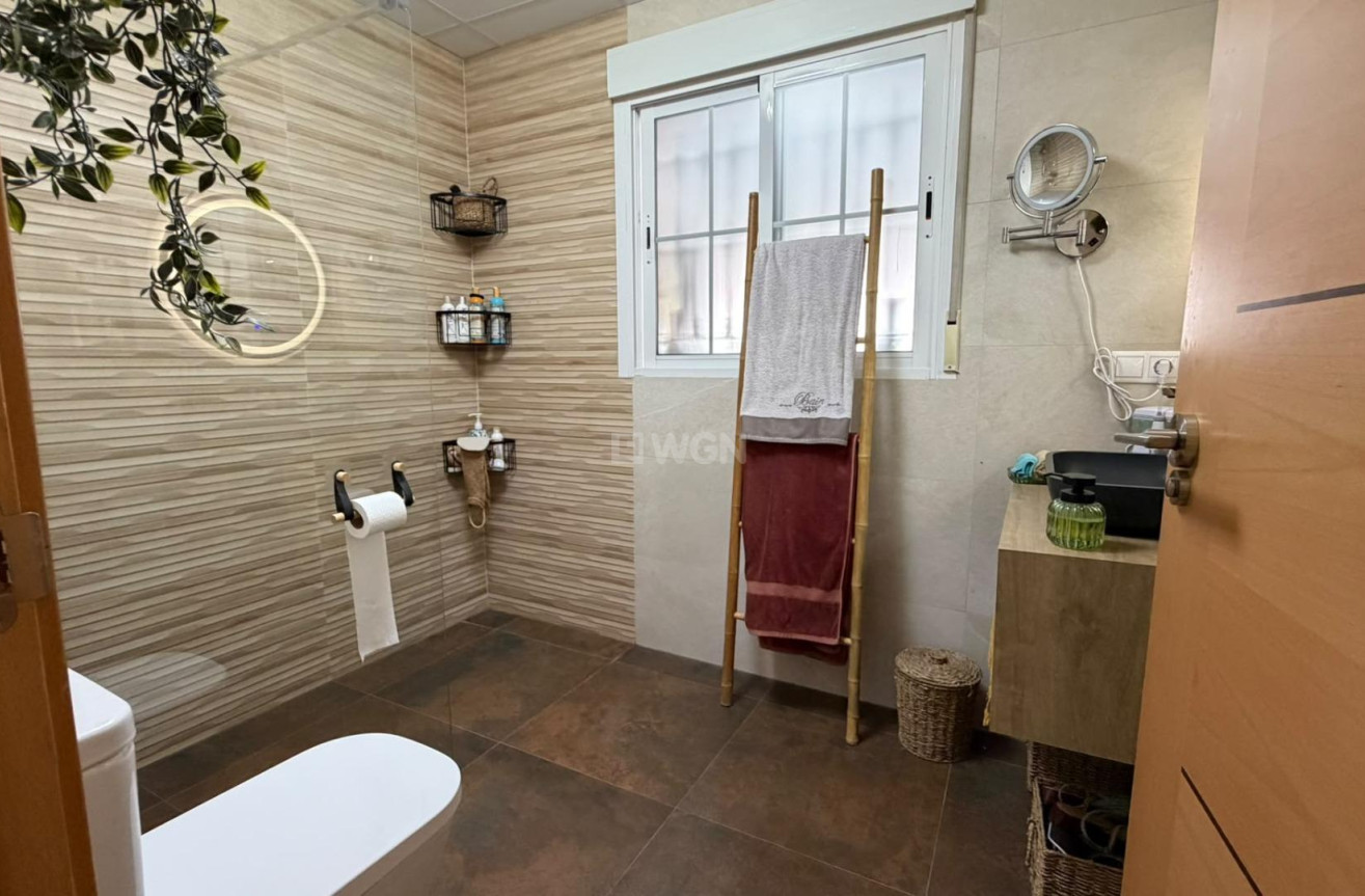 Odsprzedaż - Villa - Catral - Comunidad Valenciana