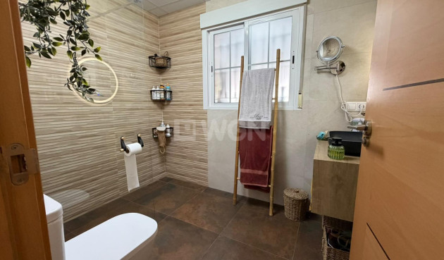 Odsprzedaż - Villa - Catral - Comunidad Valenciana