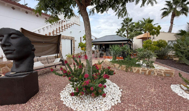 Odsprzedaż - Villa - Catral - Comunidad Valenciana
