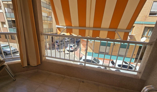 Resale - Apartment / flat - Torrevieja - Playa del Cura