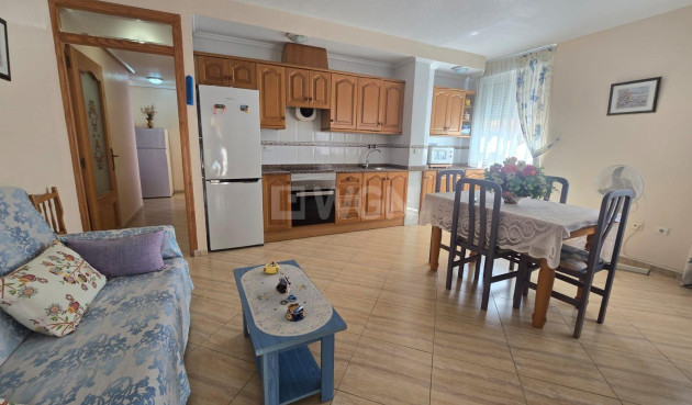 Resale - Apartment / flat - Torrevieja - Playa del Cura