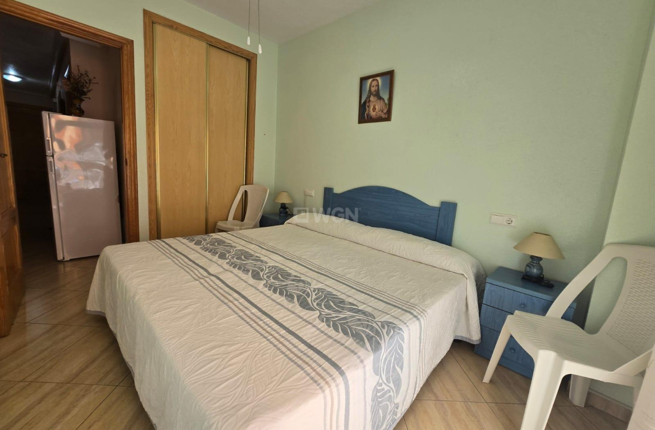 Resale - Apartment / flat - Torrevieja - Playa del Cura
