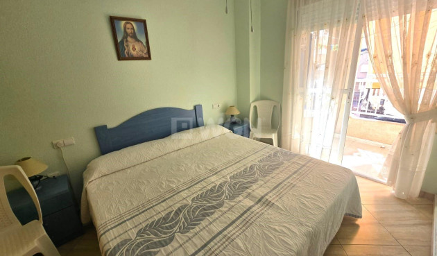 Resale - Apartment / flat - Torrevieja - Playa del Cura