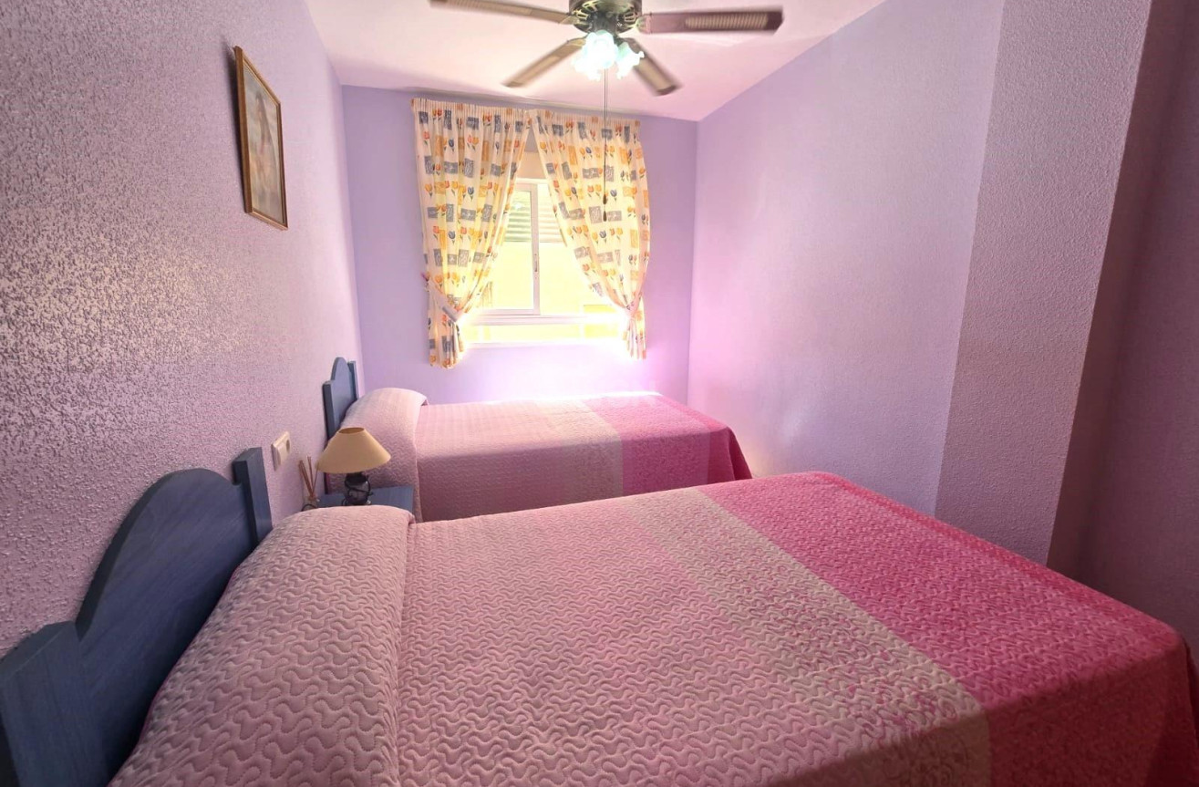 Resale - Apartment / flat - Torrevieja - Playa del Cura