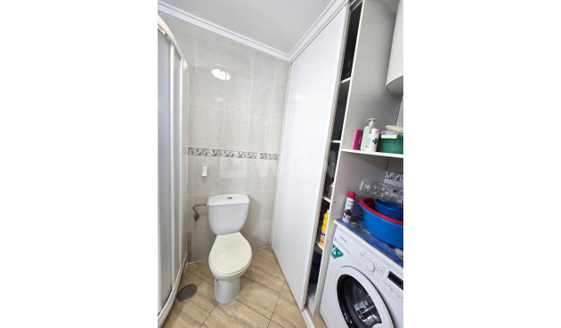 Resale - Apartment / flat - Torrevieja - Playa del Cura