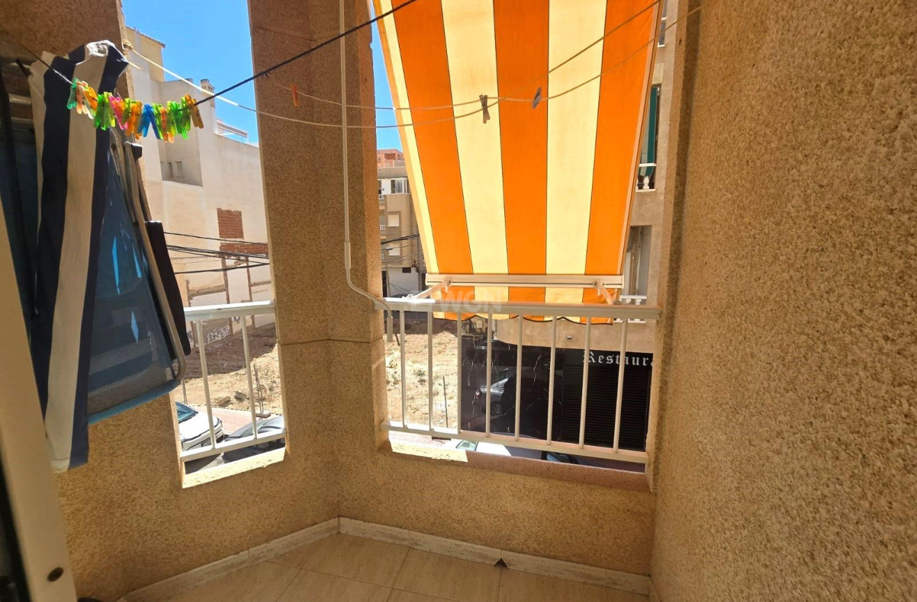 Resale - Apartment / flat - Torrevieja - Playa del Cura
