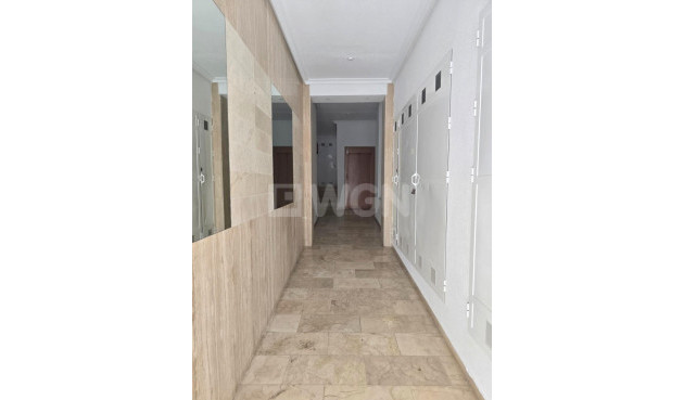 Resale - Apartment / flat - Torrevieja - Playa del Cura