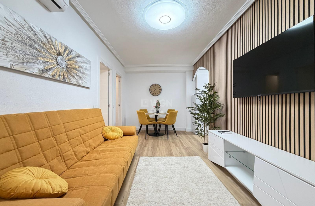 Wiederverkauf - Wohnung - Torrevieja - Playa de los Locos