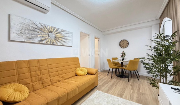 Wiederverkauf - Wohnung - Torrevieja - Playa de los Locos