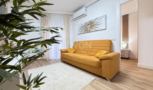 Wiederverkauf - Wohnung - Torrevieja - Playa de los Locos