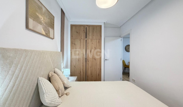 Wiederverkauf - Wohnung - Torrevieja - Playa de los Locos