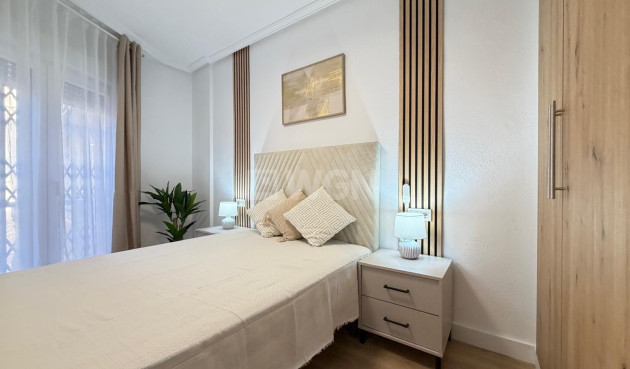 Wiederverkauf - Wohnung - Torrevieja - Playa de los Locos