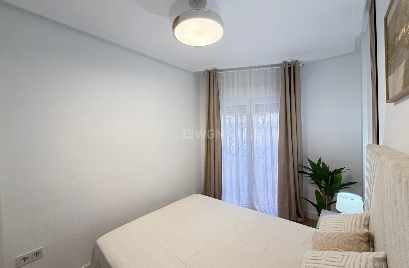 Wiederverkauf - Wohnung - Torrevieja - Playa de los Locos