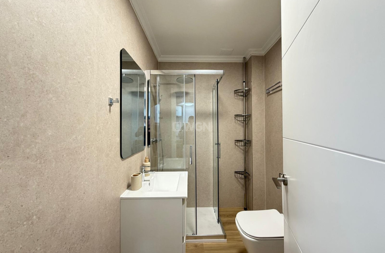Wiederverkauf - Wohnung - Torrevieja - Playa de los Locos