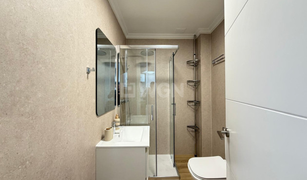 Wiederverkauf - Wohnung - Torrevieja - Playa de los Locos