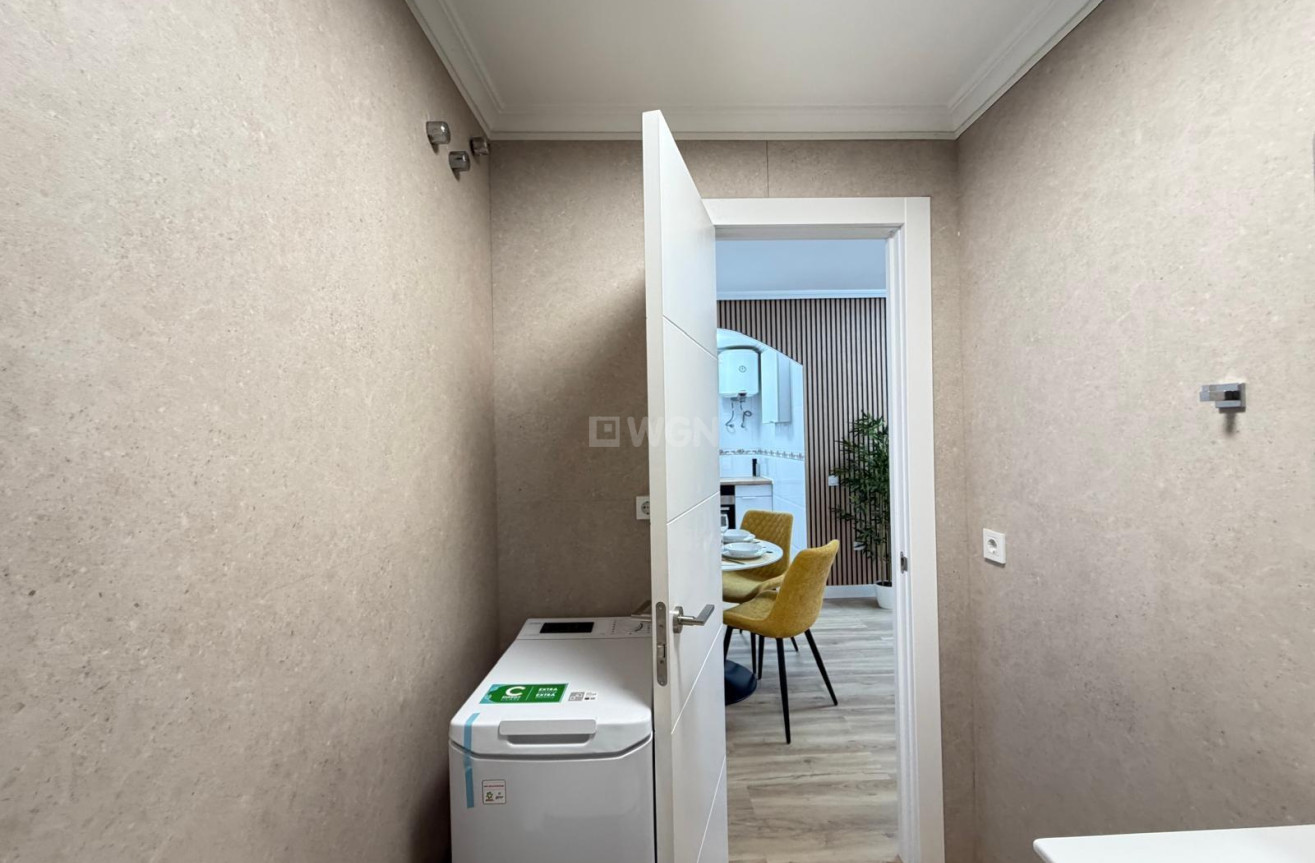 Wiederverkauf - Wohnung - Torrevieja - Playa de los Locos