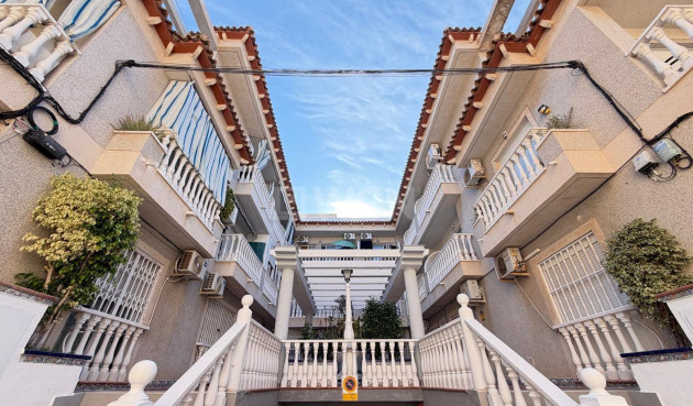 Wiederverkauf - Wohnung - Torrevieja - Playa de los Locos