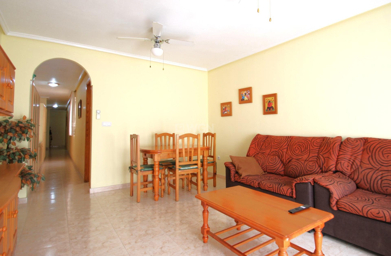 Reventa - Apartamento / piso - Torrevieja - Las Piscinas Naturales