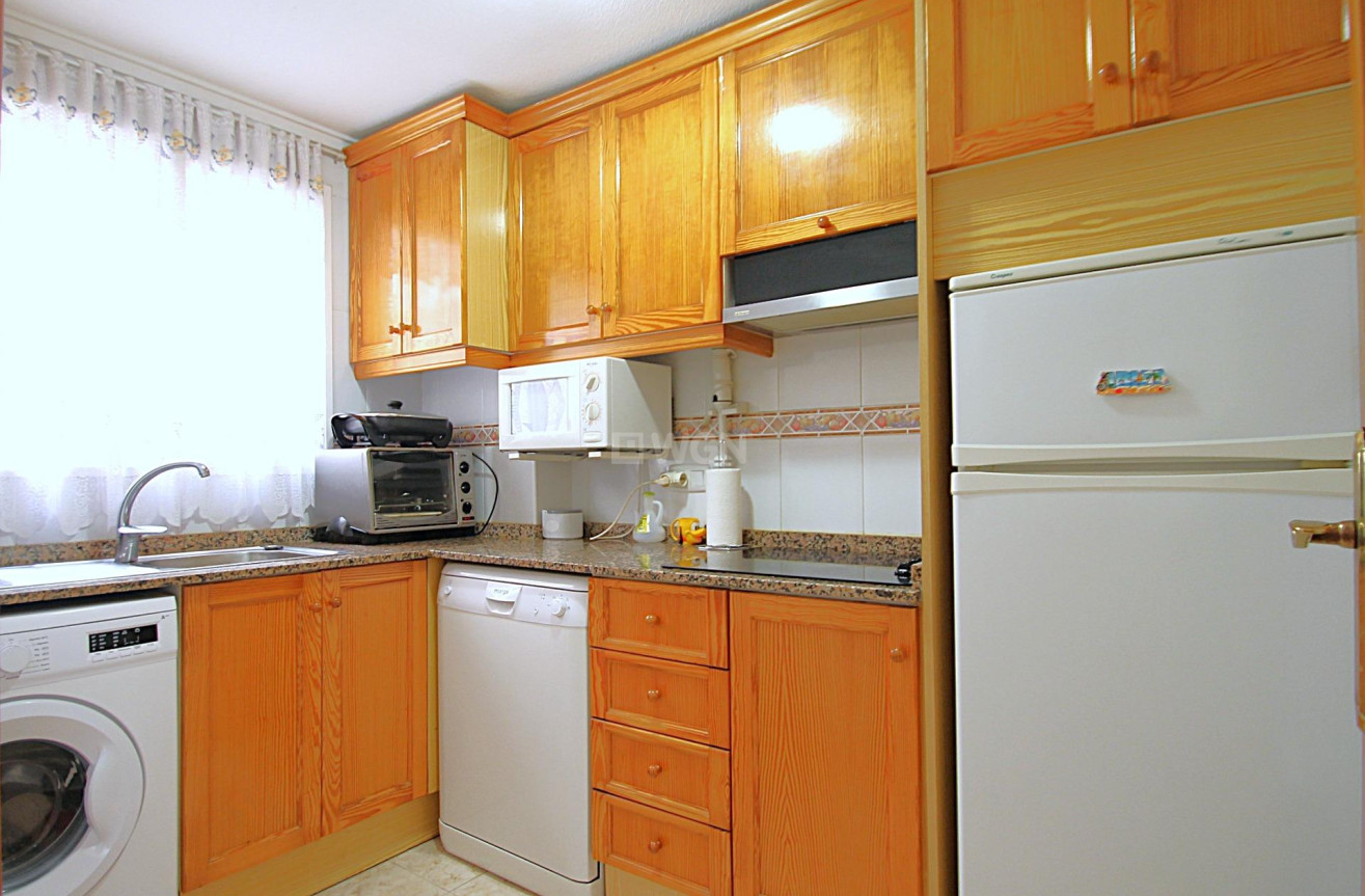 Reventa - Apartamento / piso - Torrevieja - Las Piscinas Naturales
