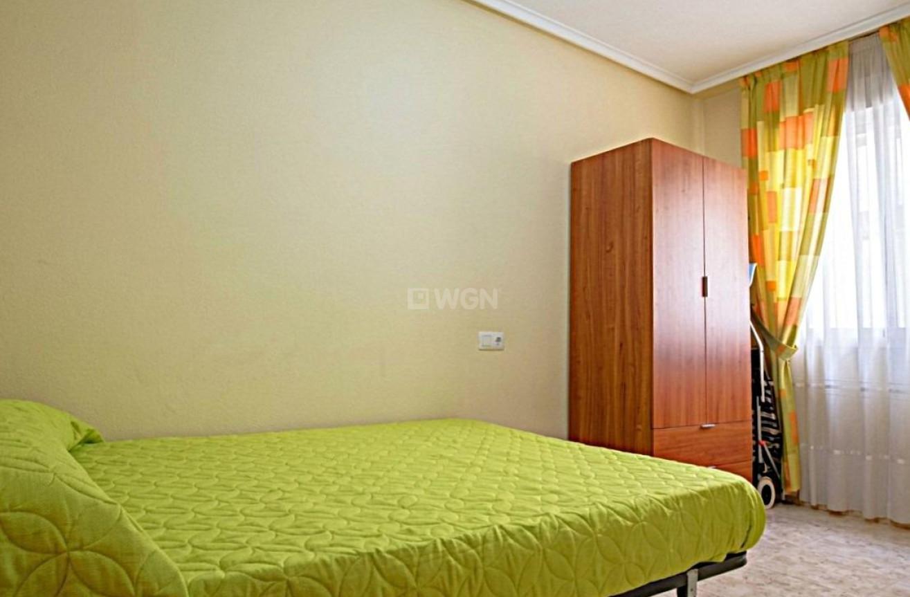 Reventa - Apartamento / piso - Torrevieja - Las Piscinas Naturales