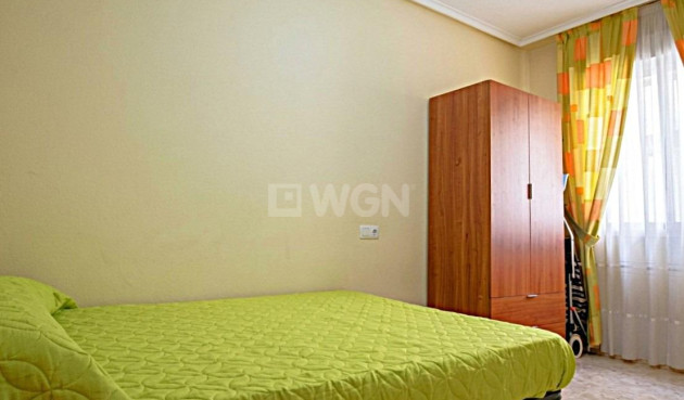 Reventa - Apartamento / piso - Torrevieja - Las Piscinas Naturales